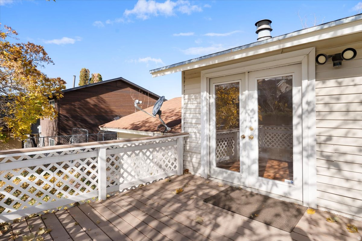 WOODLEDGE - Residential