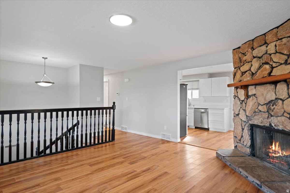 WOODLEDGE - Residential