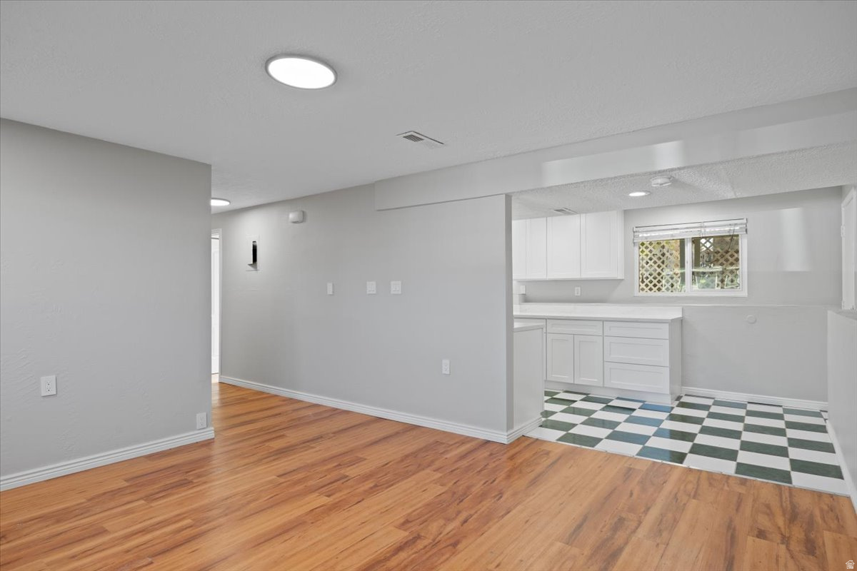 WOODLEDGE - Residential