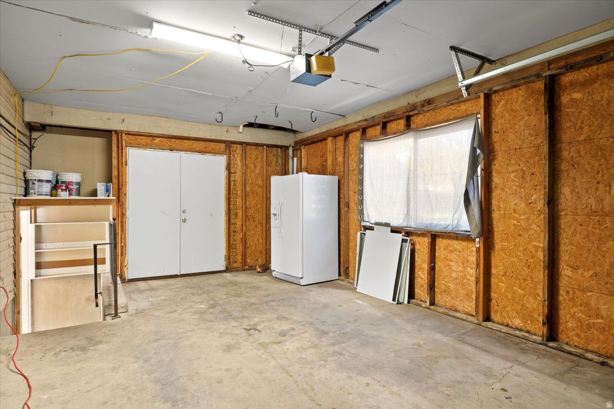 WOODLEDGE - Residential