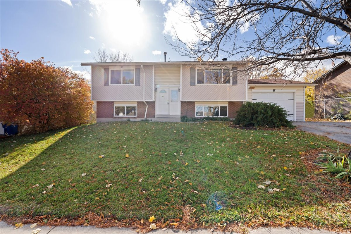 WOODLEDGE - Residential