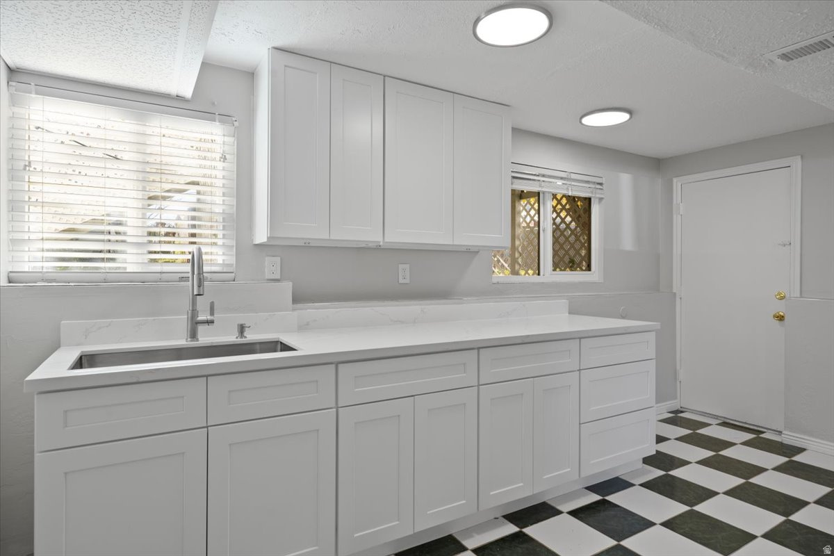 WOODLEDGE - Residential