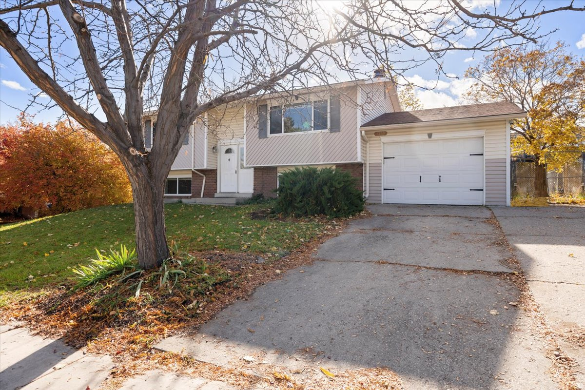 WOODLEDGE - Residential