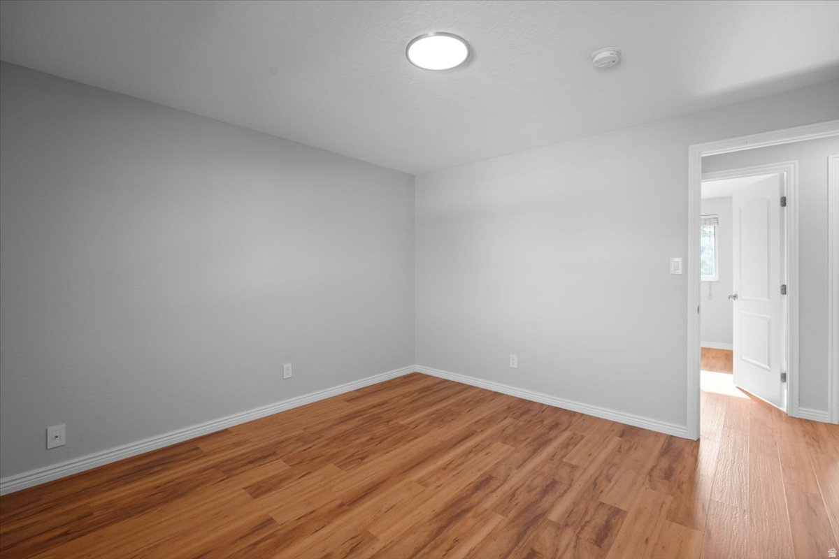 WOODLEDGE - Residential