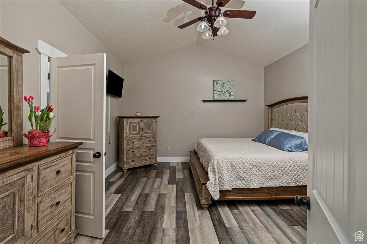 160 600, Millville, Utah image 22