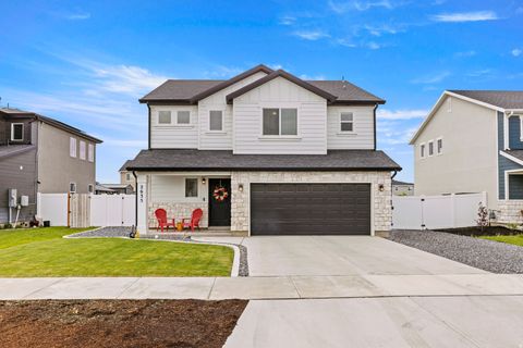 Photo of 2635 W 2960 S, Syracuse, UT 84075 (MLS # 2159694)