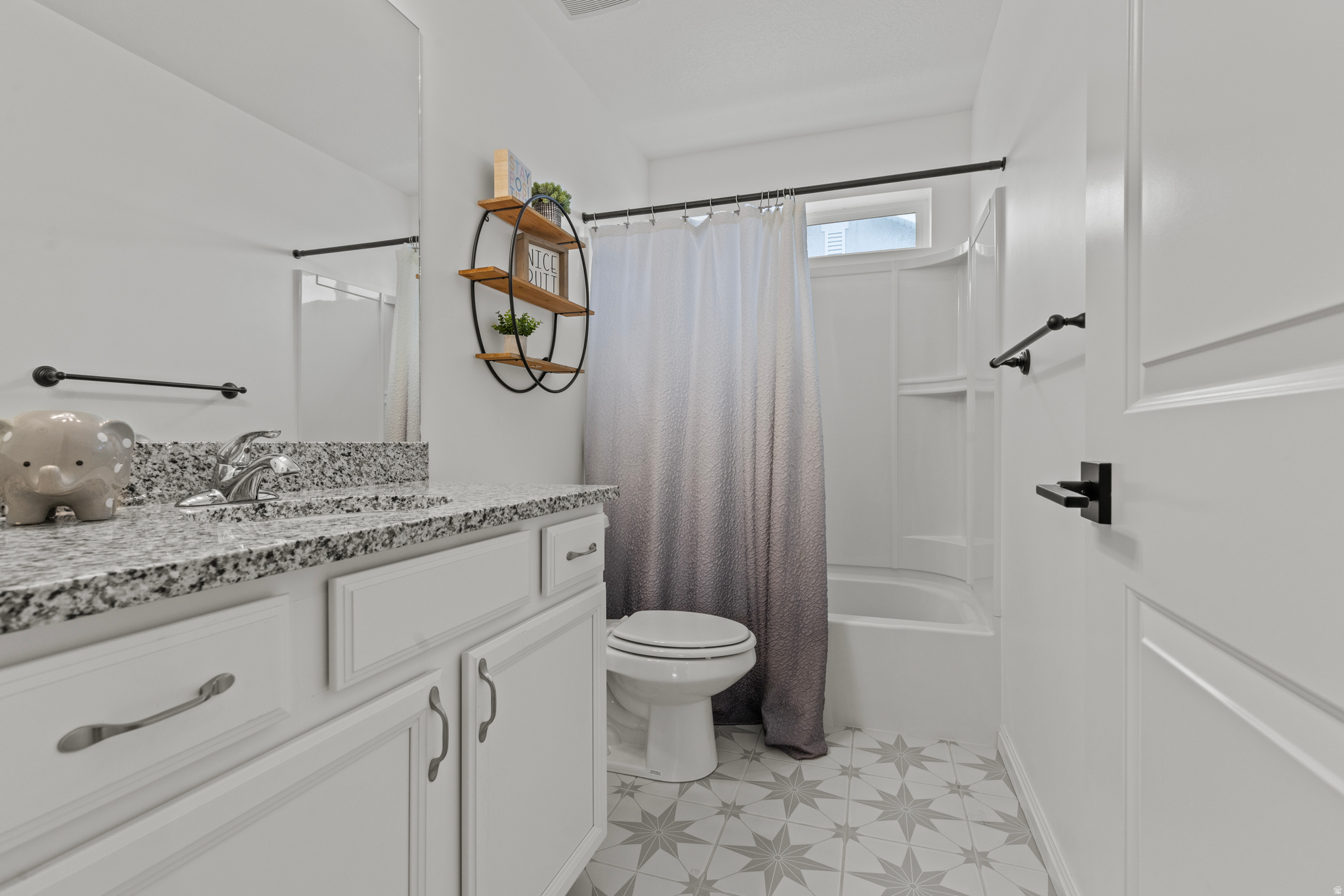 SHORELINE EAST SUBDIVISION PHASE 1 - Residential