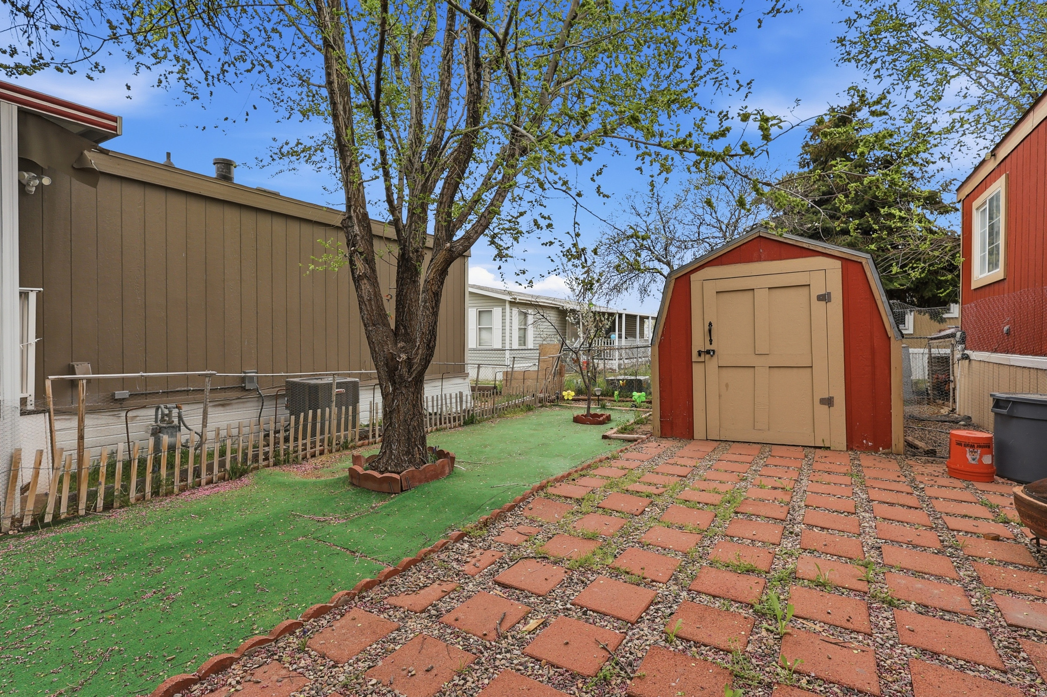 SUNSET VISTA - Residential