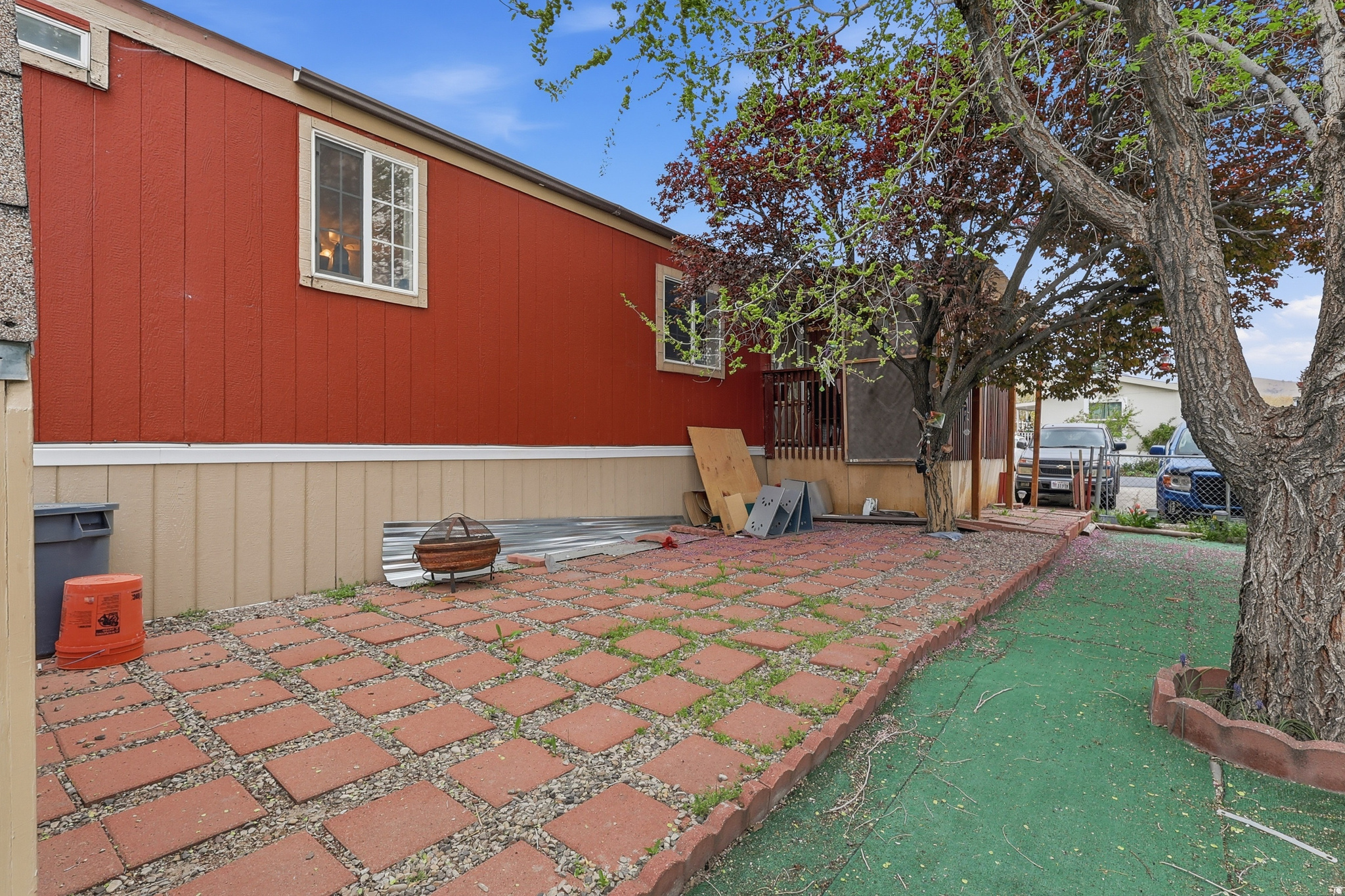 SUNSET VISTA - Residential