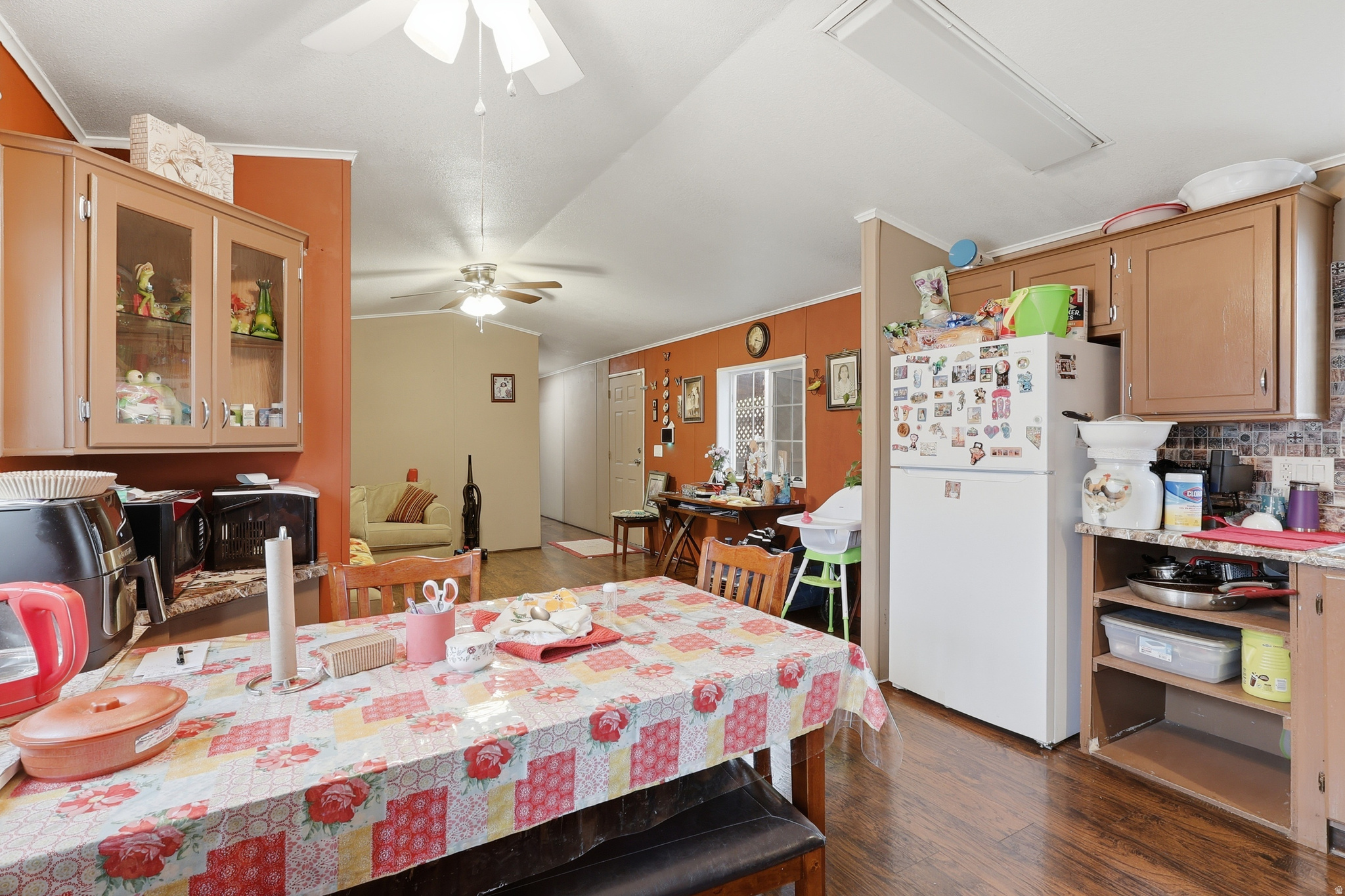 SUNSET VISTA - Residential