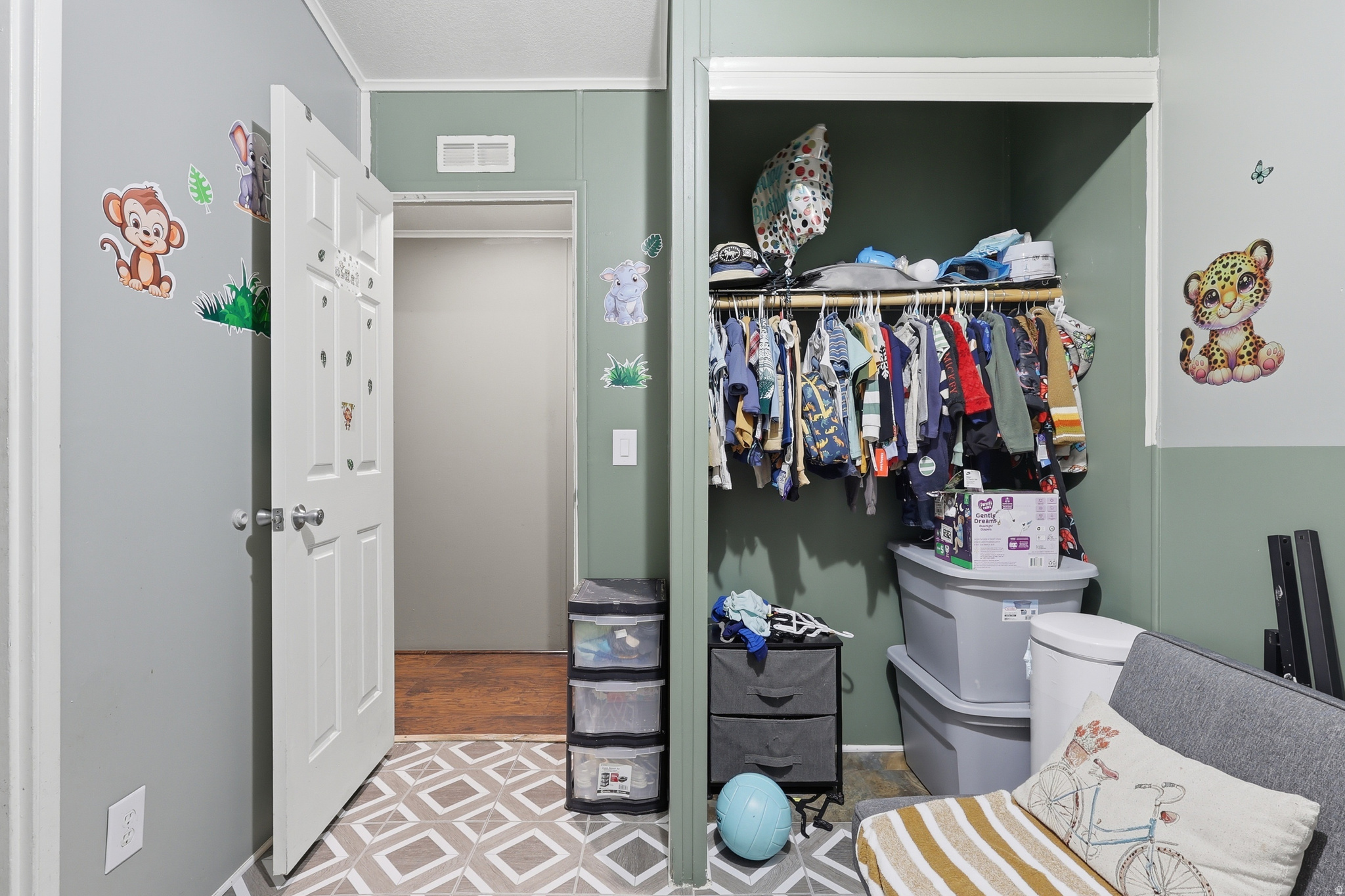 SUNSET VISTA - Residential