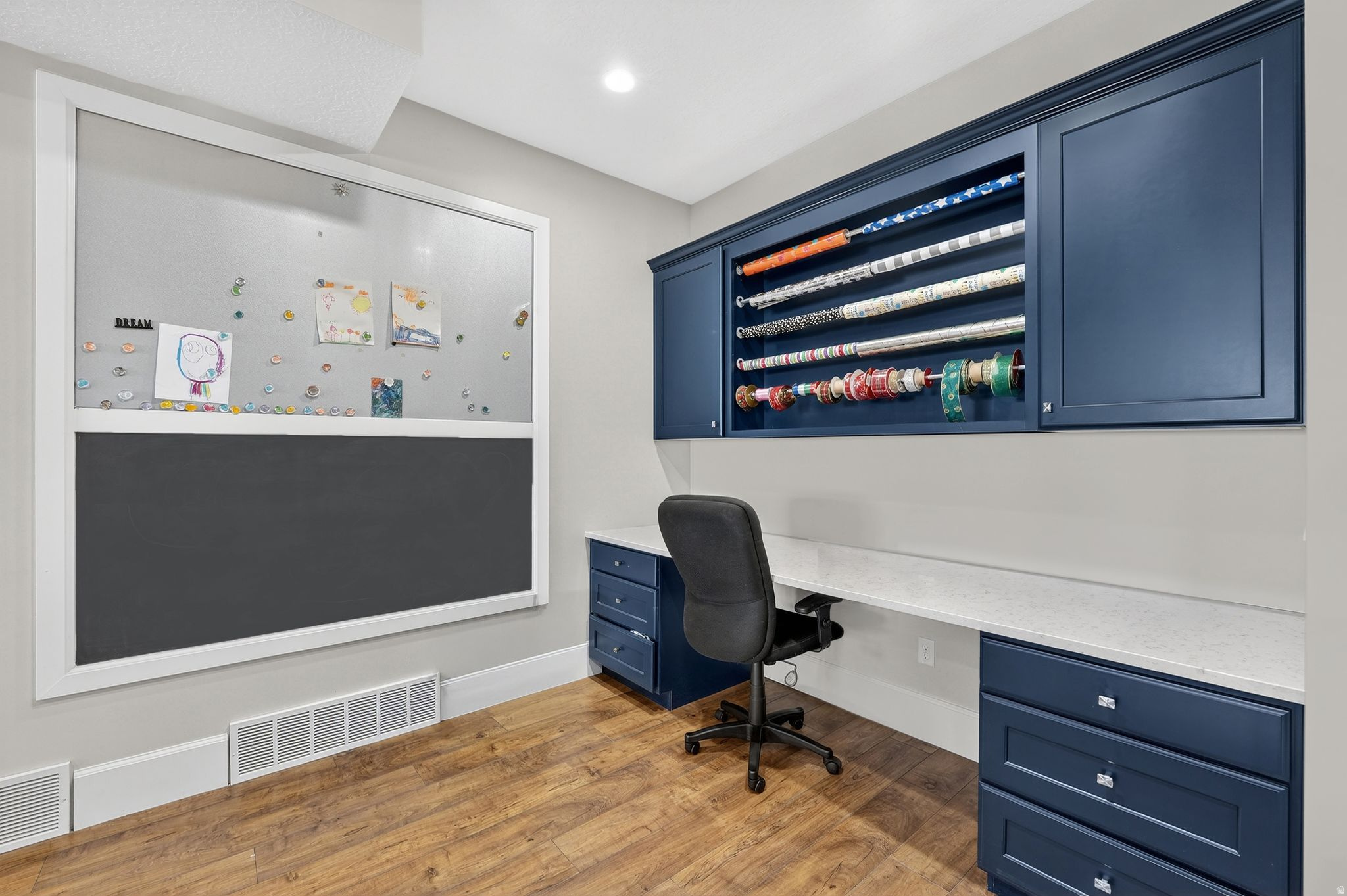 LAKE RIDGE - Residential