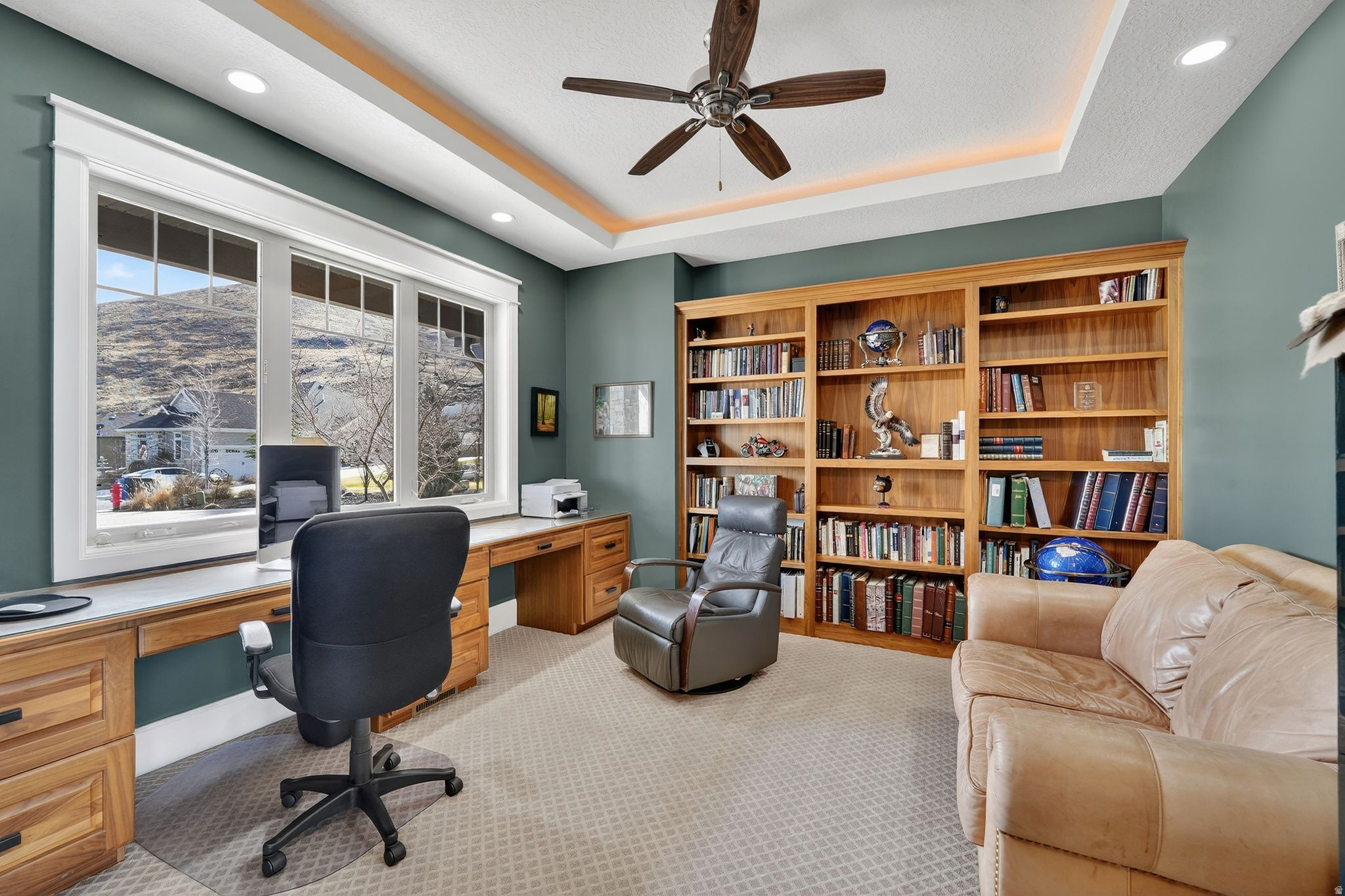 LAKE RIDGE - Residential