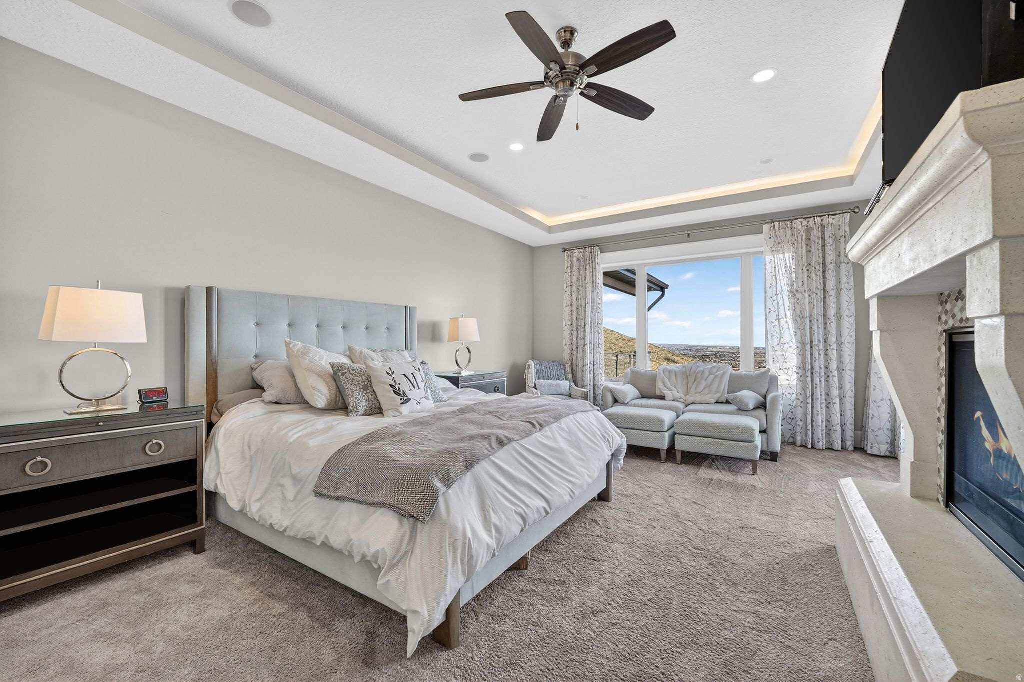 LAKE RIDGE - Residential