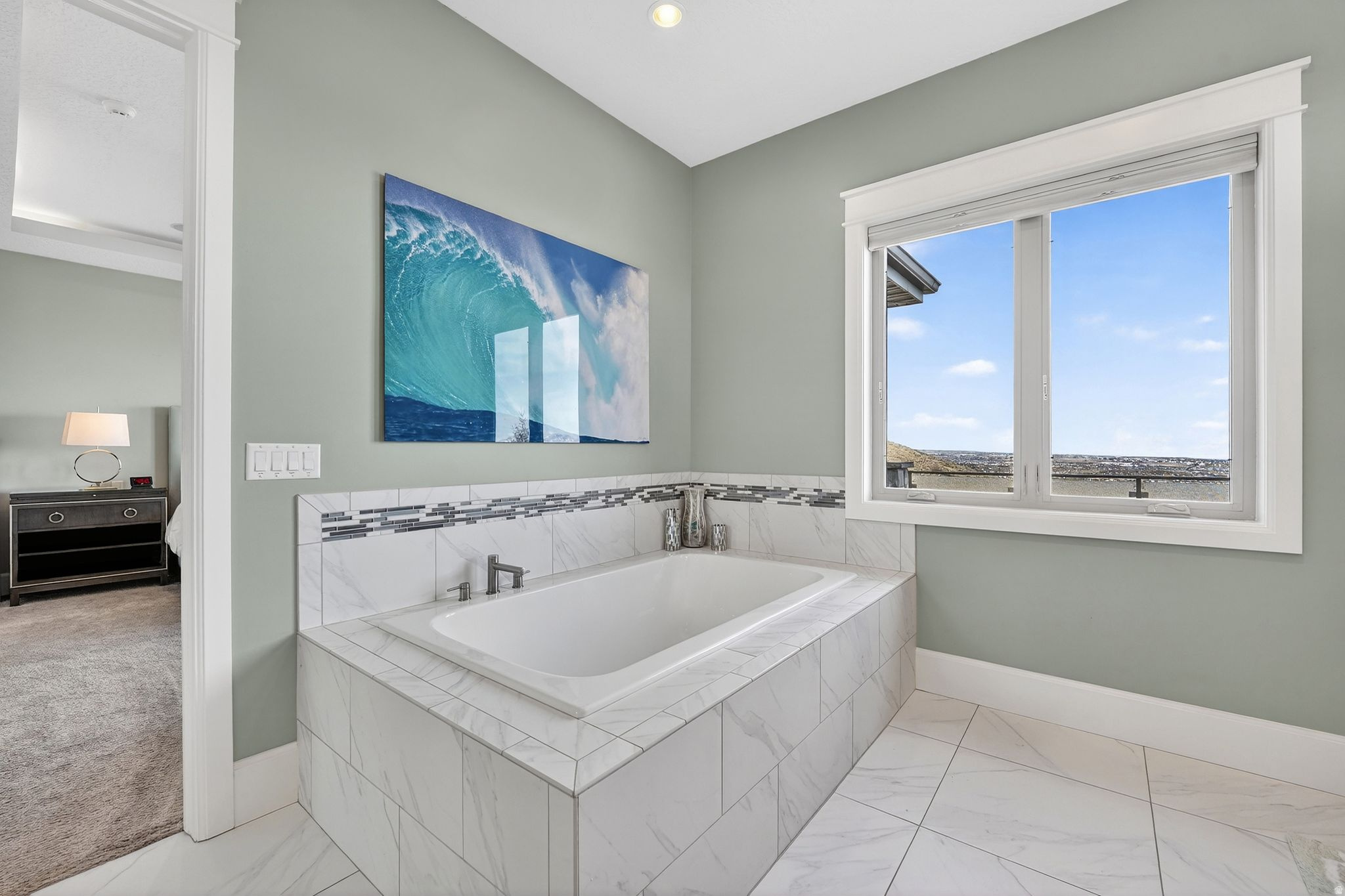 LAKE RIDGE - Residential