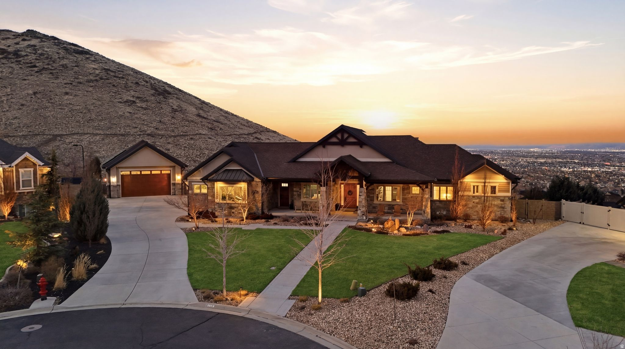 LAKE RIDGE - Residential