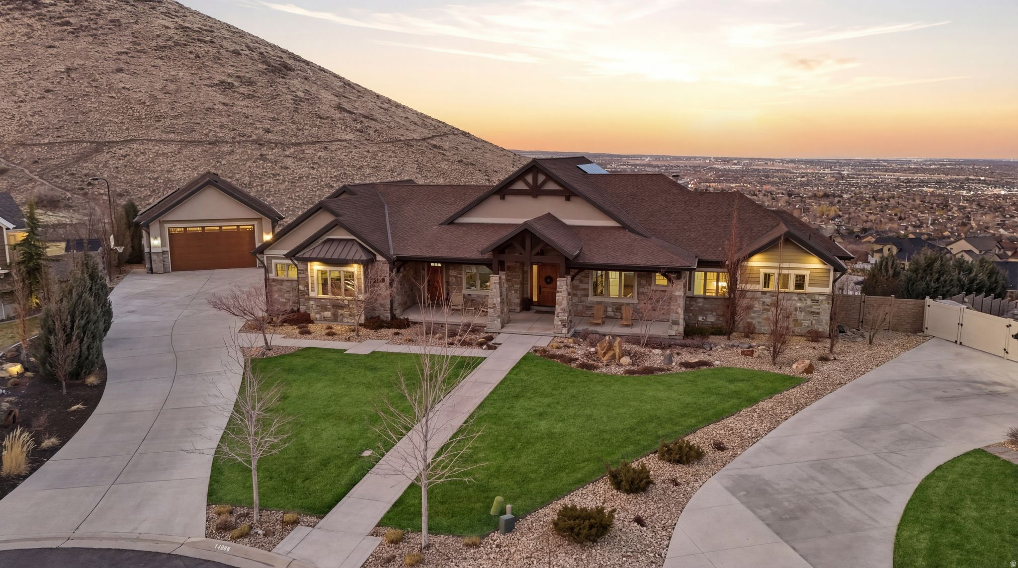 LAKE RIDGE - Residential