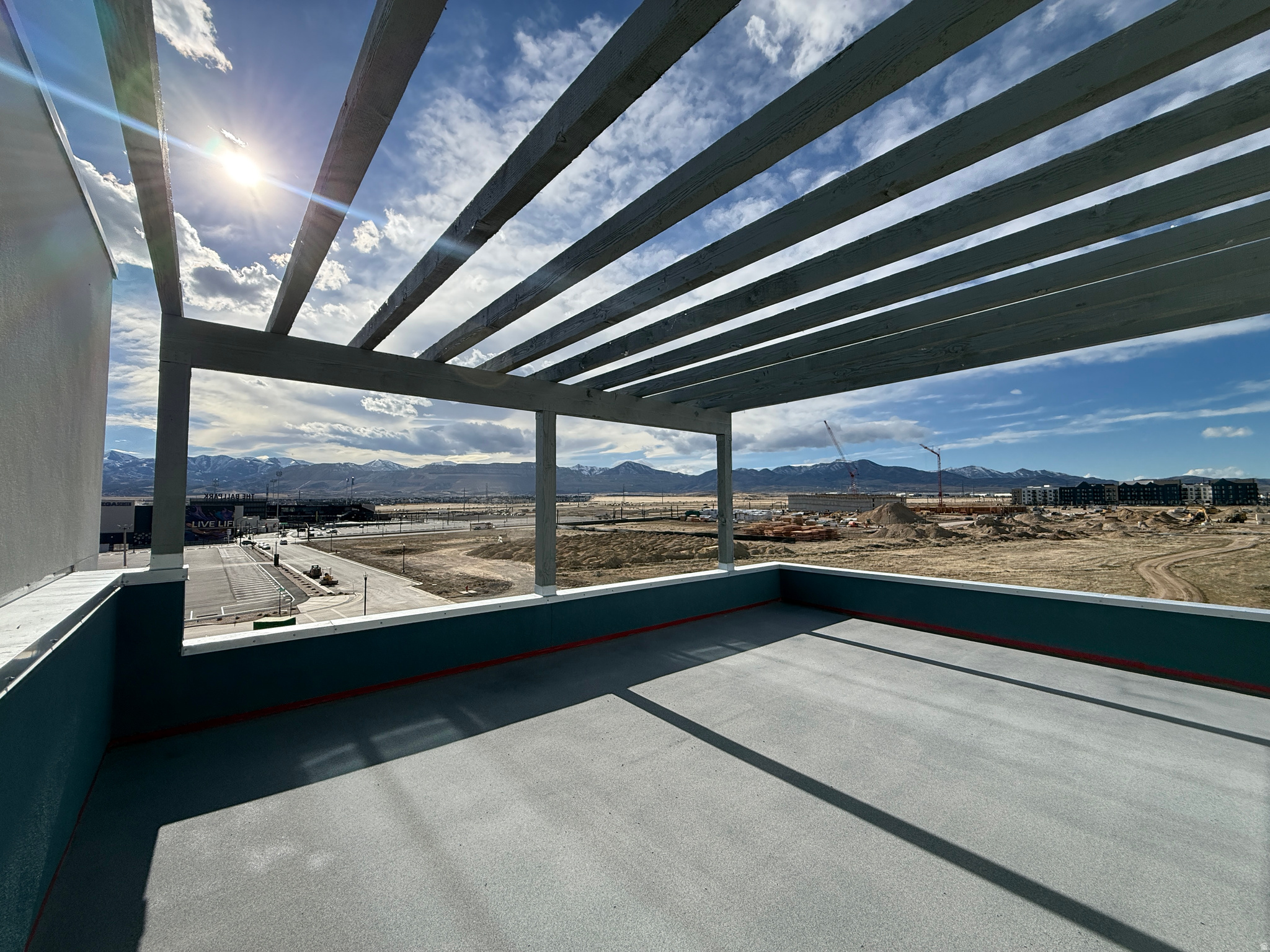 DOWNTOWN DAYBREAK - Residential