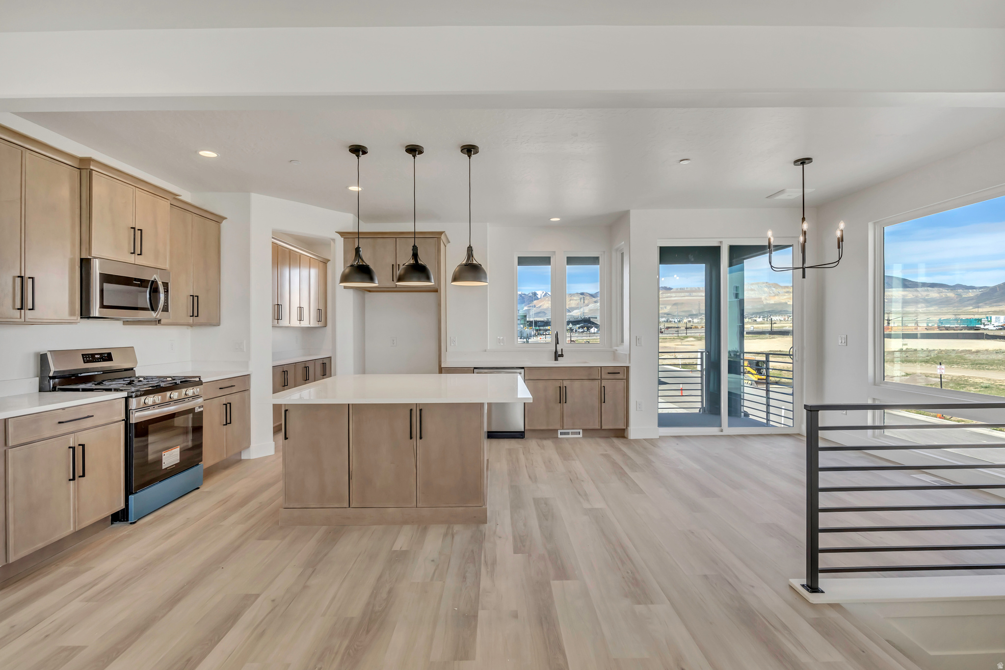 DOWNTOWN DAYBREAK - Residential