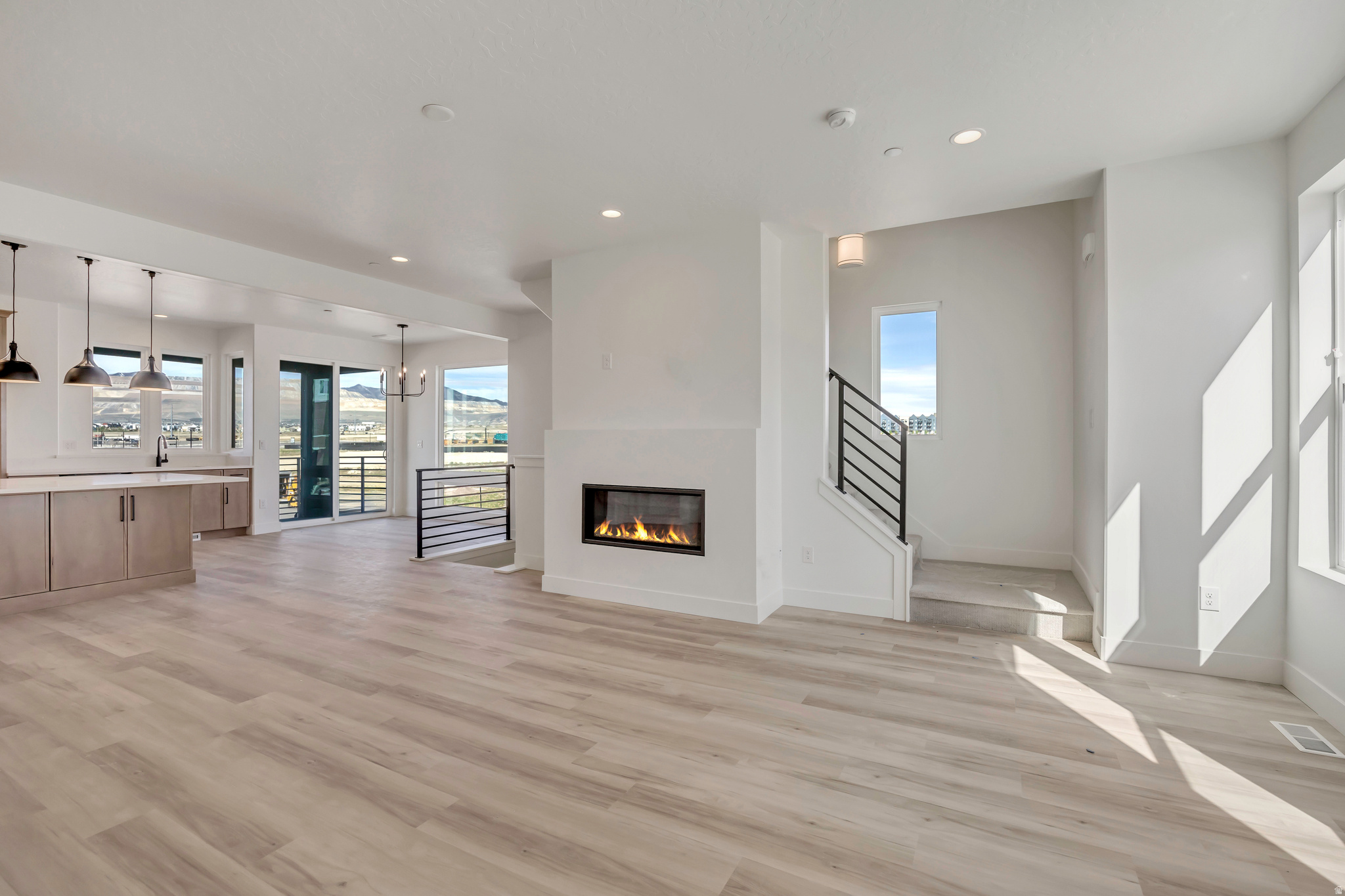 DOWNTOWN DAYBREAK - Residential