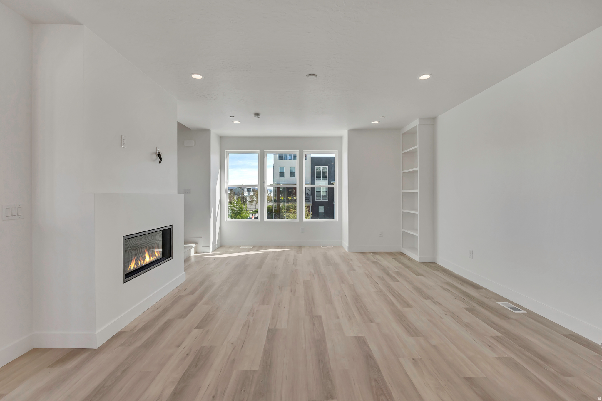 DOWNTOWN DAYBREAK - Residential