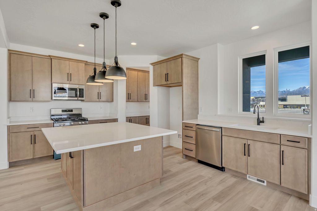 Photo of 10974 S LAKE RUN RD W #160, South Jordan, UT 84009 (MLS # 2153318)