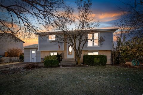 Tiny photo for 289 W 400 S, Kaysville, UT 84037 (MLS # 2133750)