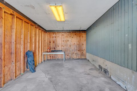 Tiny photo for 289 W 400 S, Kaysville, UT 84037 (MLS # 2133750)