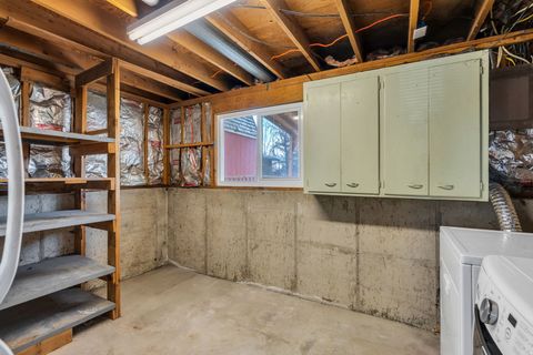 Tiny photo for 289 W 400 S, Kaysville, UT 84037 (MLS # 2133750)