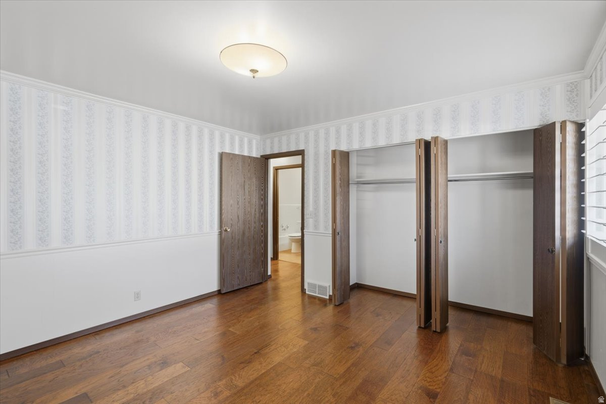 MERVILLA CONDOMINIUM - Residential