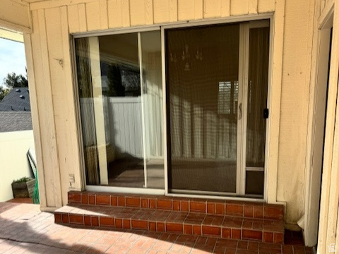 MERVILLA CONDOMINIUM - Residential