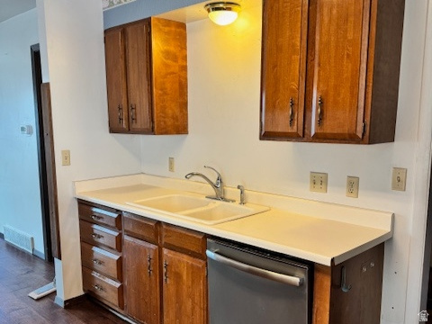 MERVILLA CONDOMINIUM - Residential