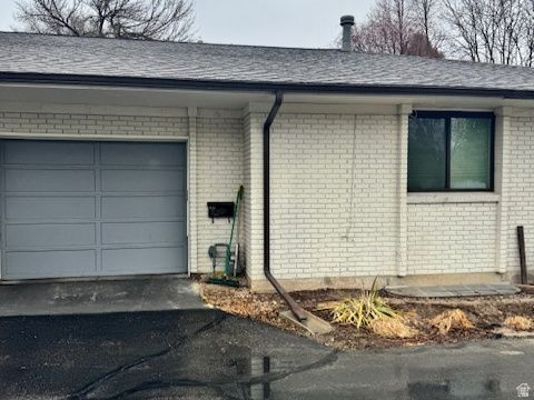 Tiny photo for 4608 S LOCUST LN E, Holladay, UT 84117 (MLS # 2126388)