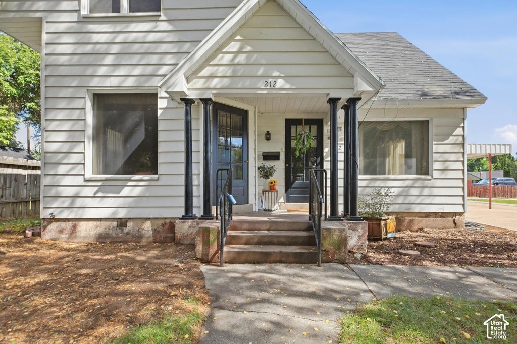 Photo of 212 N 2ND E E, Preston, ID 83263 (MLS # 2186086)