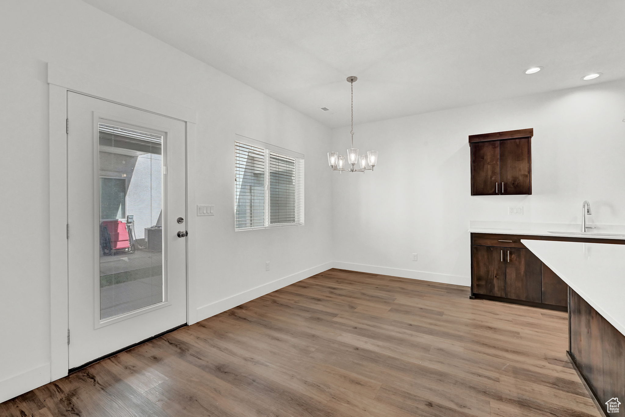 West Haven, Utah 84401, United States, 3 Bedrooms Bedrooms, ,2 BathroomsBathrooms,Residential,Pending,41247