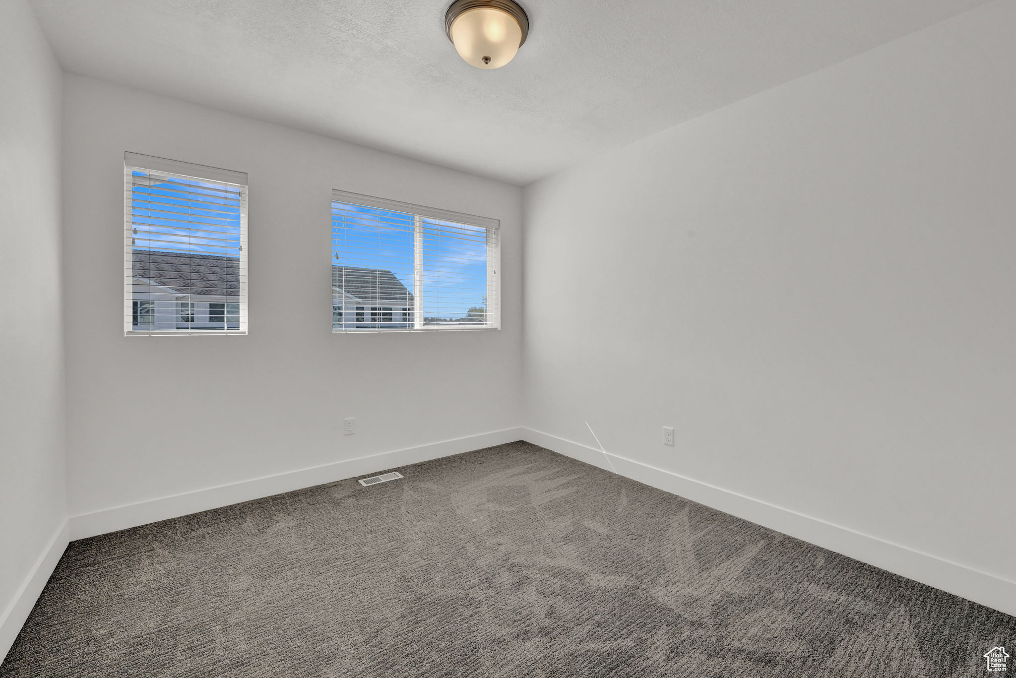 West Haven, Utah 84401, United States, 3 Bedrooms Bedrooms, ,2 BathroomsBathrooms,Residential,Pending,41247