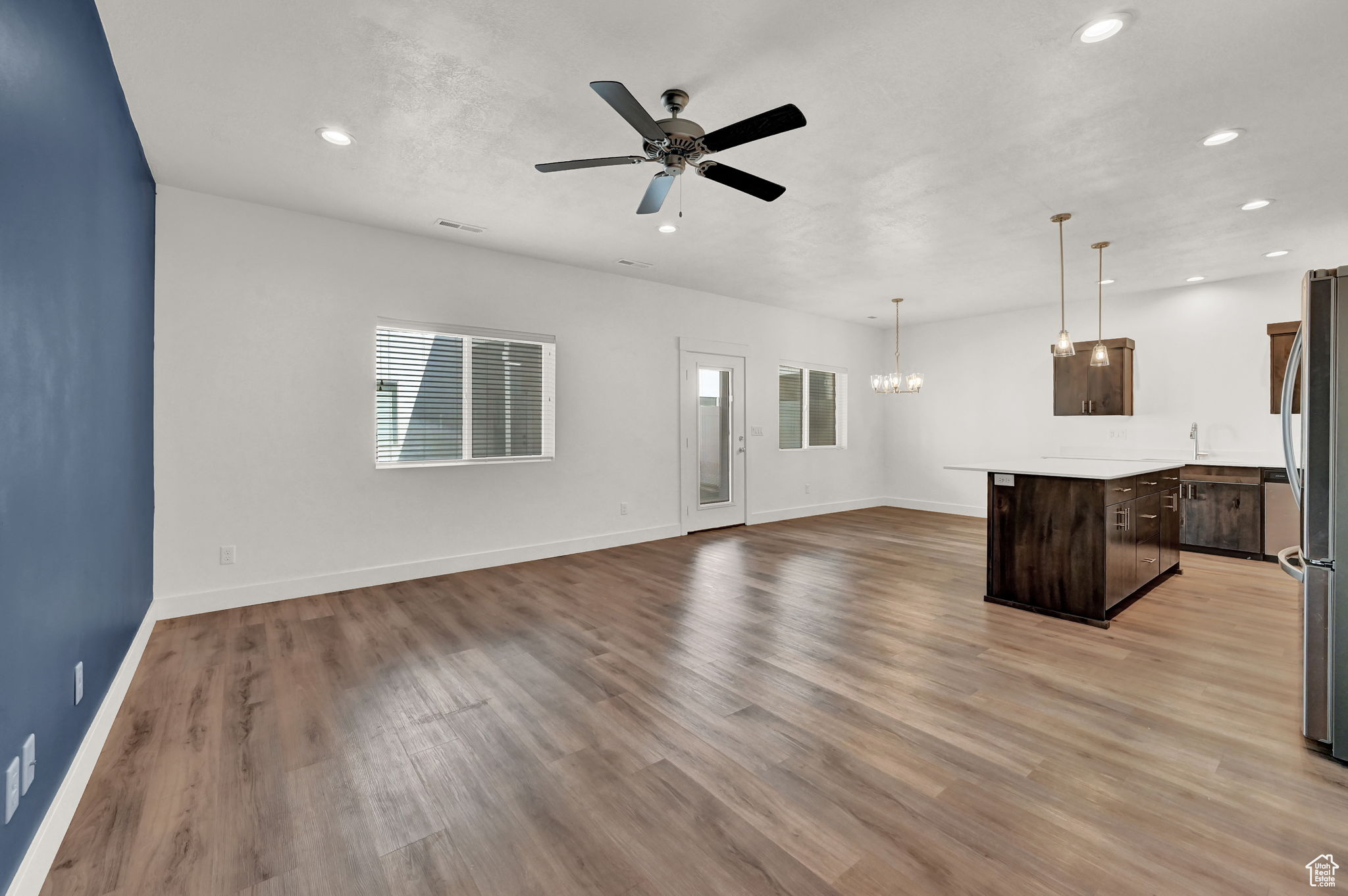 West Haven, Utah 84401, United States, 3 Bedrooms Bedrooms, ,2 BathroomsBathrooms,Residential,Pending,41247