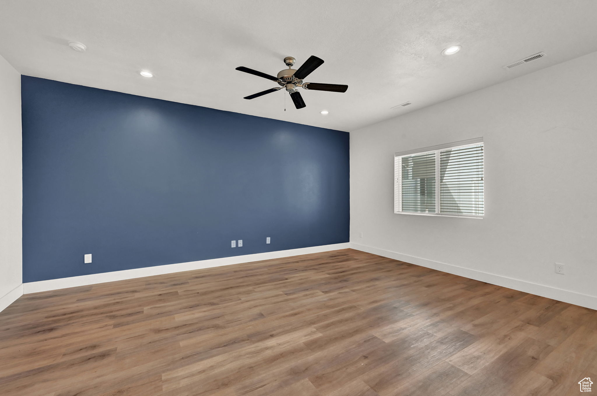 West Haven, Utah 84401, United States, 3 Bedrooms Bedrooms, ,2 BathroomsBathrooms,Residential,Pending,41247