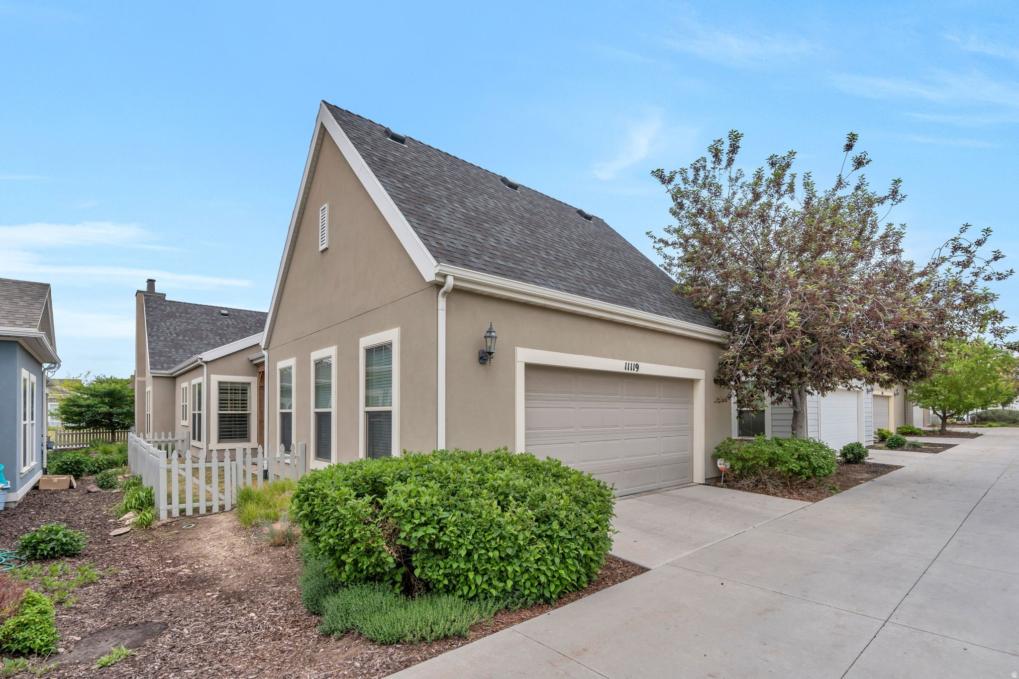 DAYBREAK - Residential