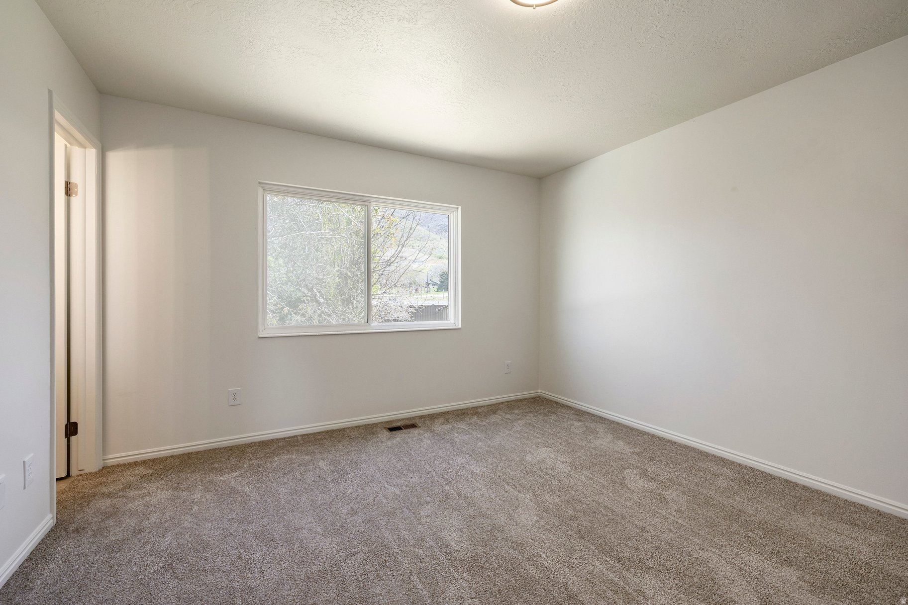 KING CLARION HILLS NO 12 - Residential