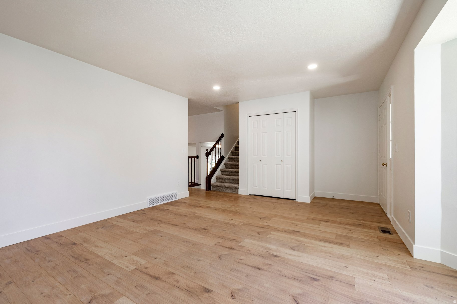 KING CLARION HILLS NO 12 - Residential