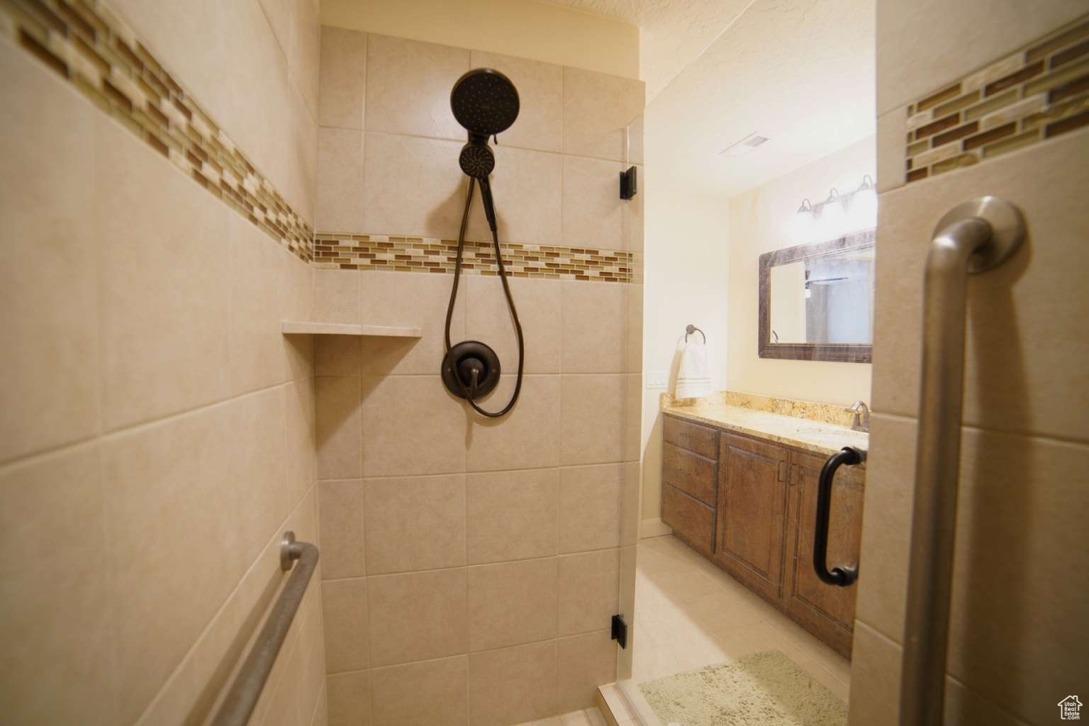 DIAMOND VALLEY ACRES - Residential