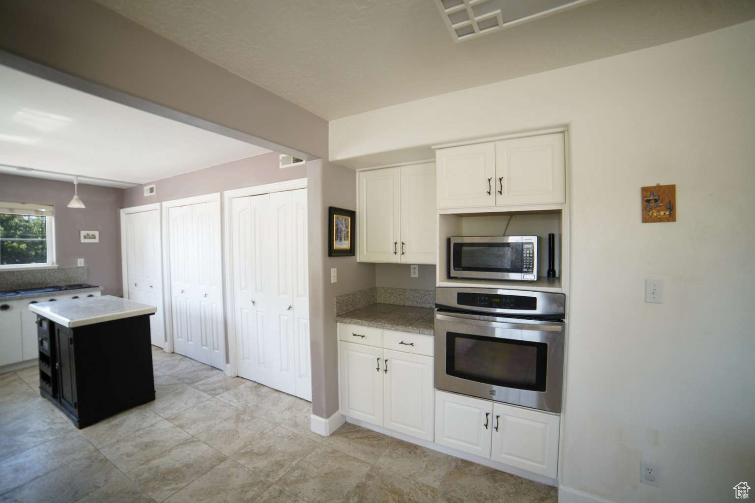 DIAMOND VALLEY ACRES - Residential