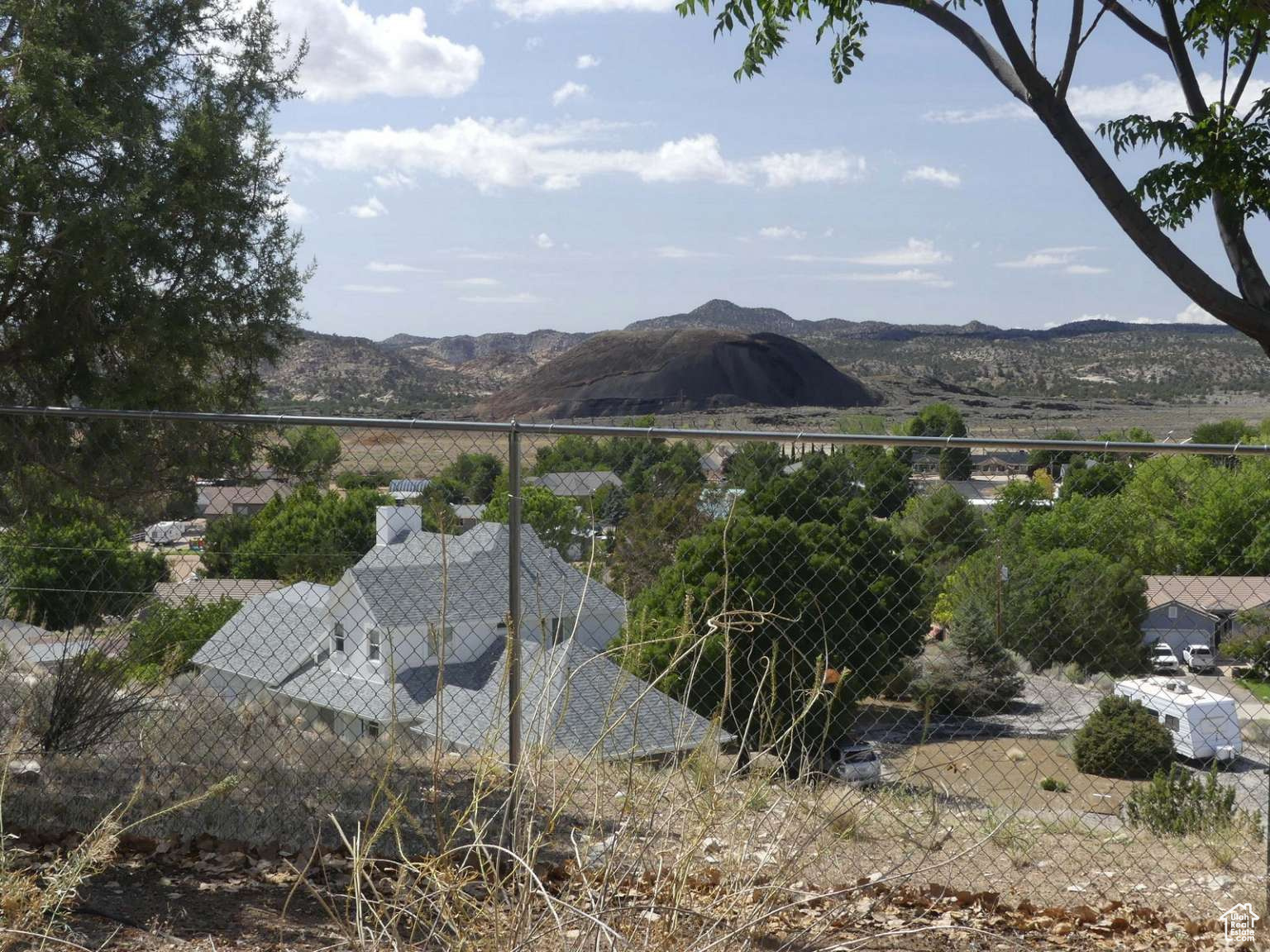 DIAMOND VALLEY ACRES - Residential