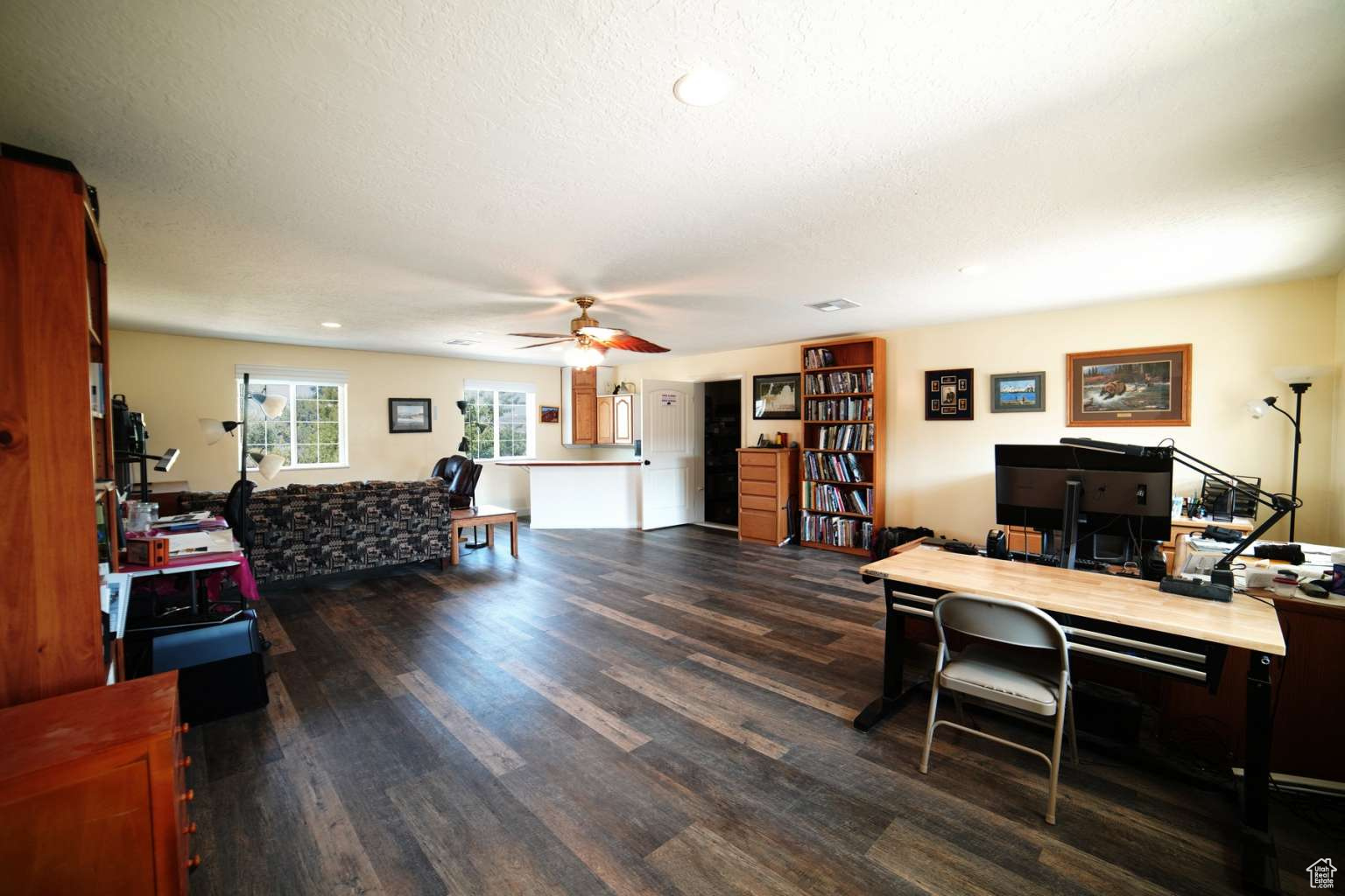 DIAMOND VALLEY ACRES - Residential