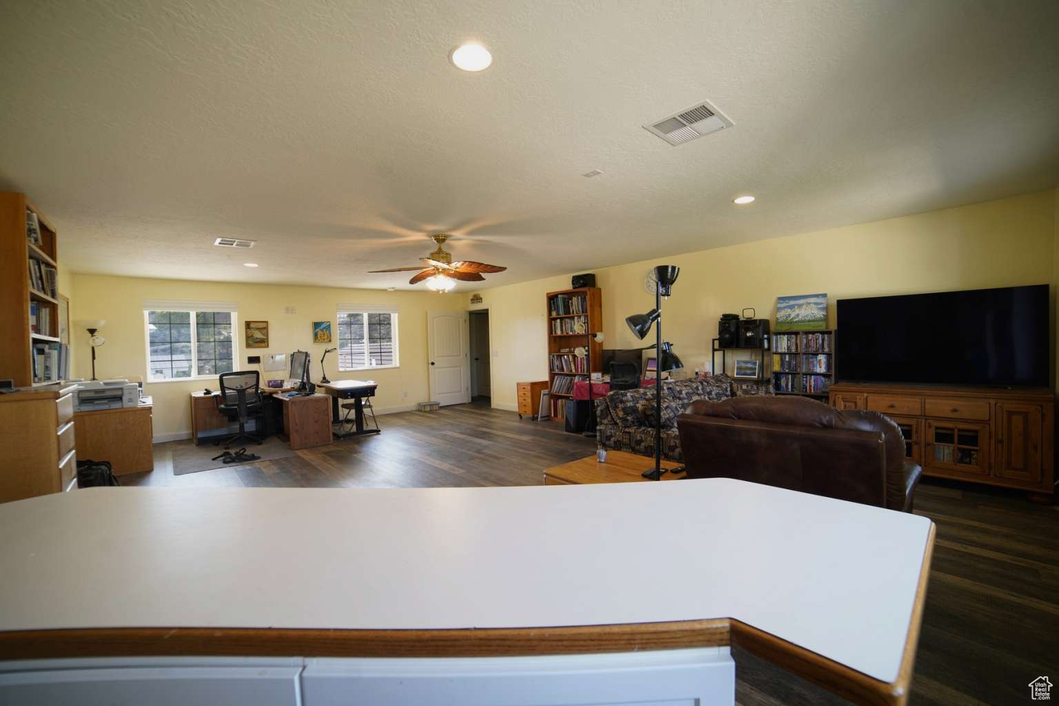 DIAMOND VALLEY ACRES - Residential