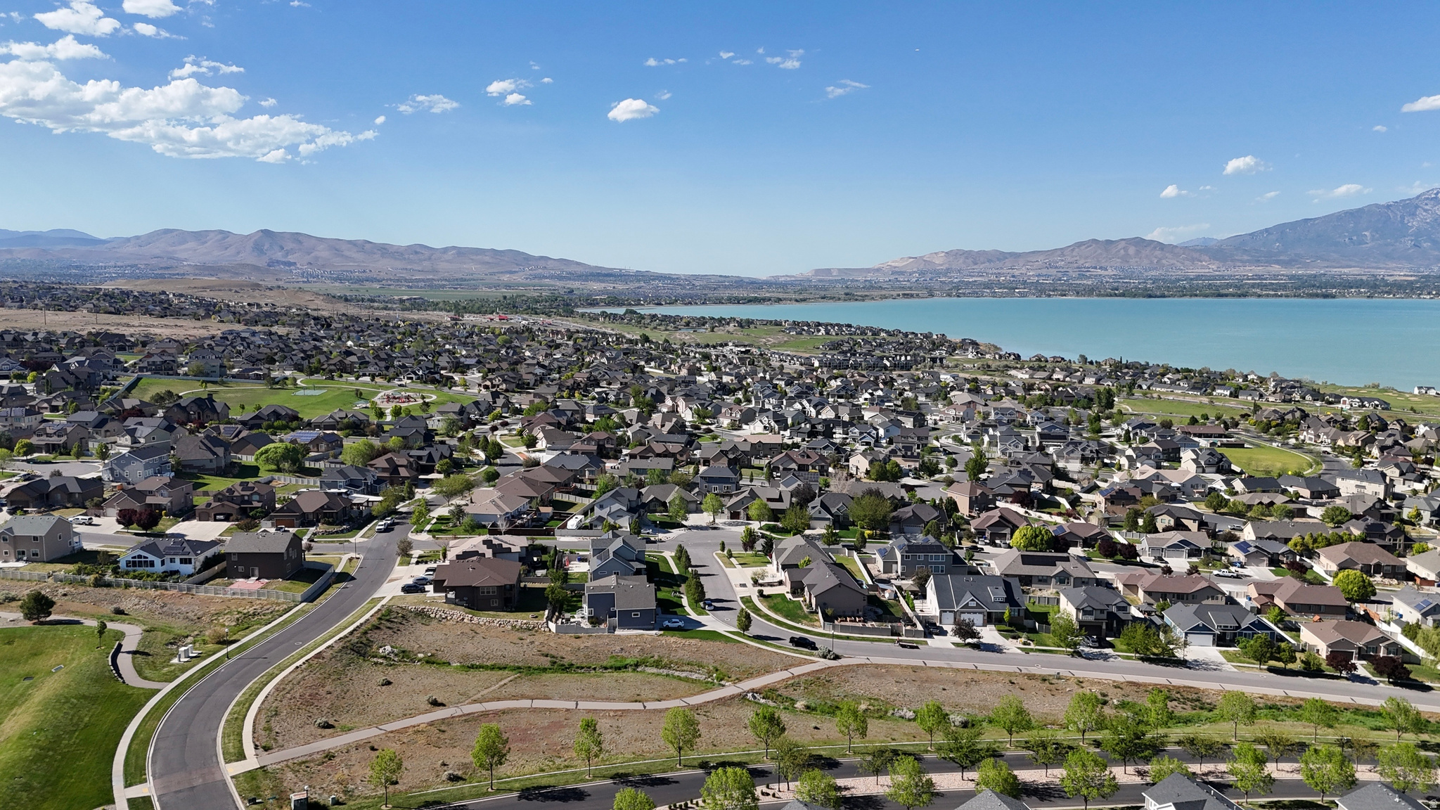 THE VILLAGE OF FOX H - Residential