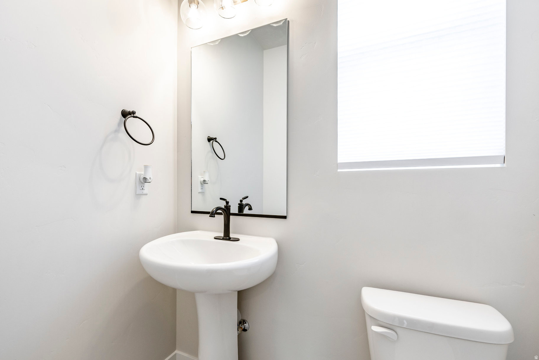 DAYBREAK - Residential