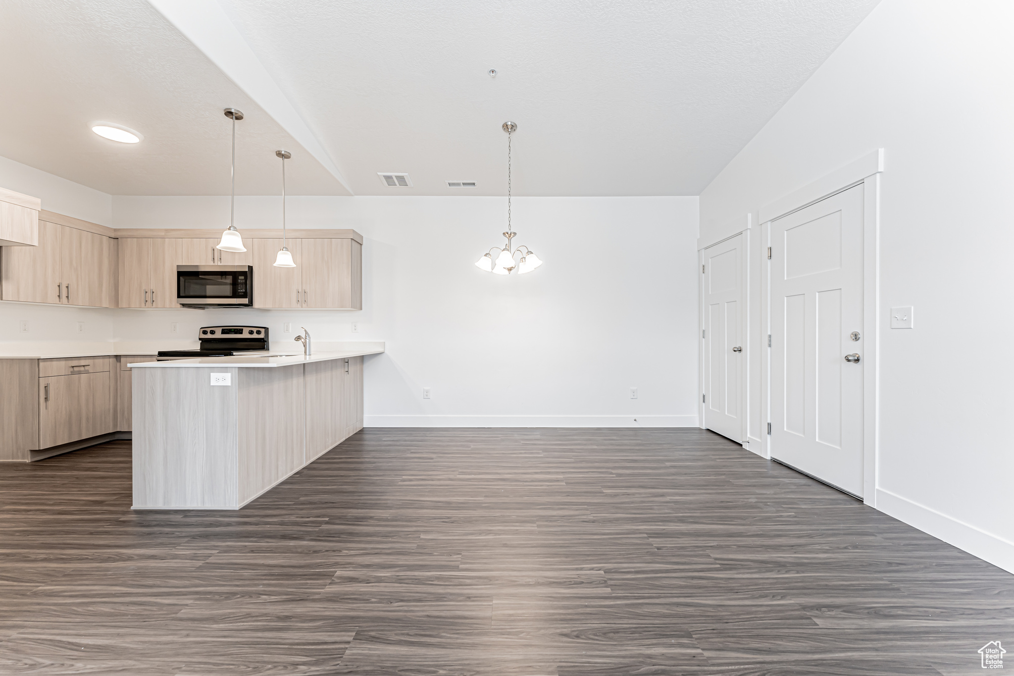 898 N Hemsworth Way #Q304, Saratoga Springs, Utah image 4