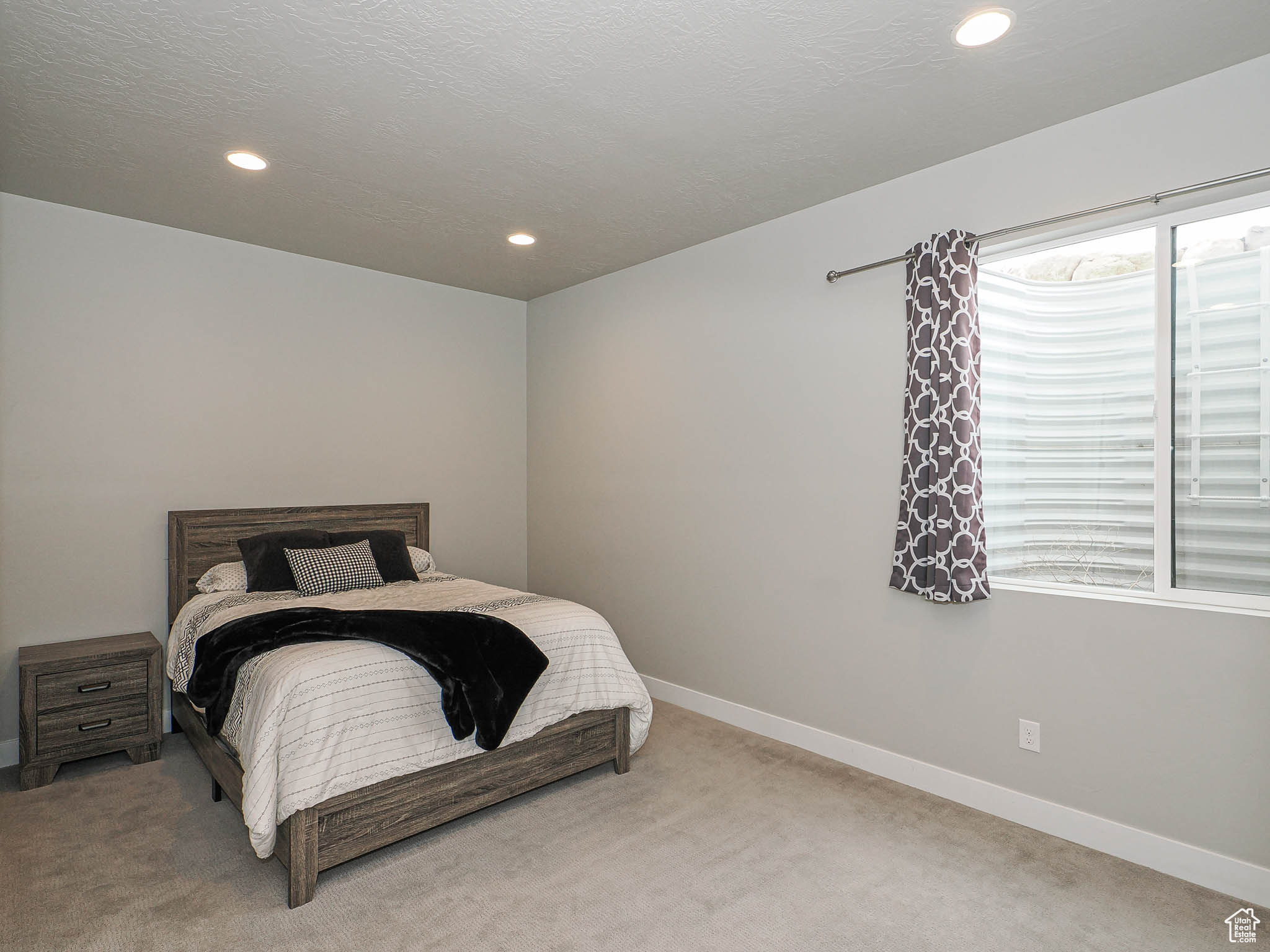 COVE AT HERRIMAN SPRINGS PHASE 1 - Residential